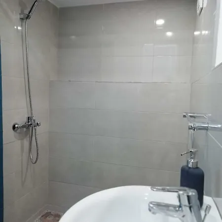 Studio 18 Homestay